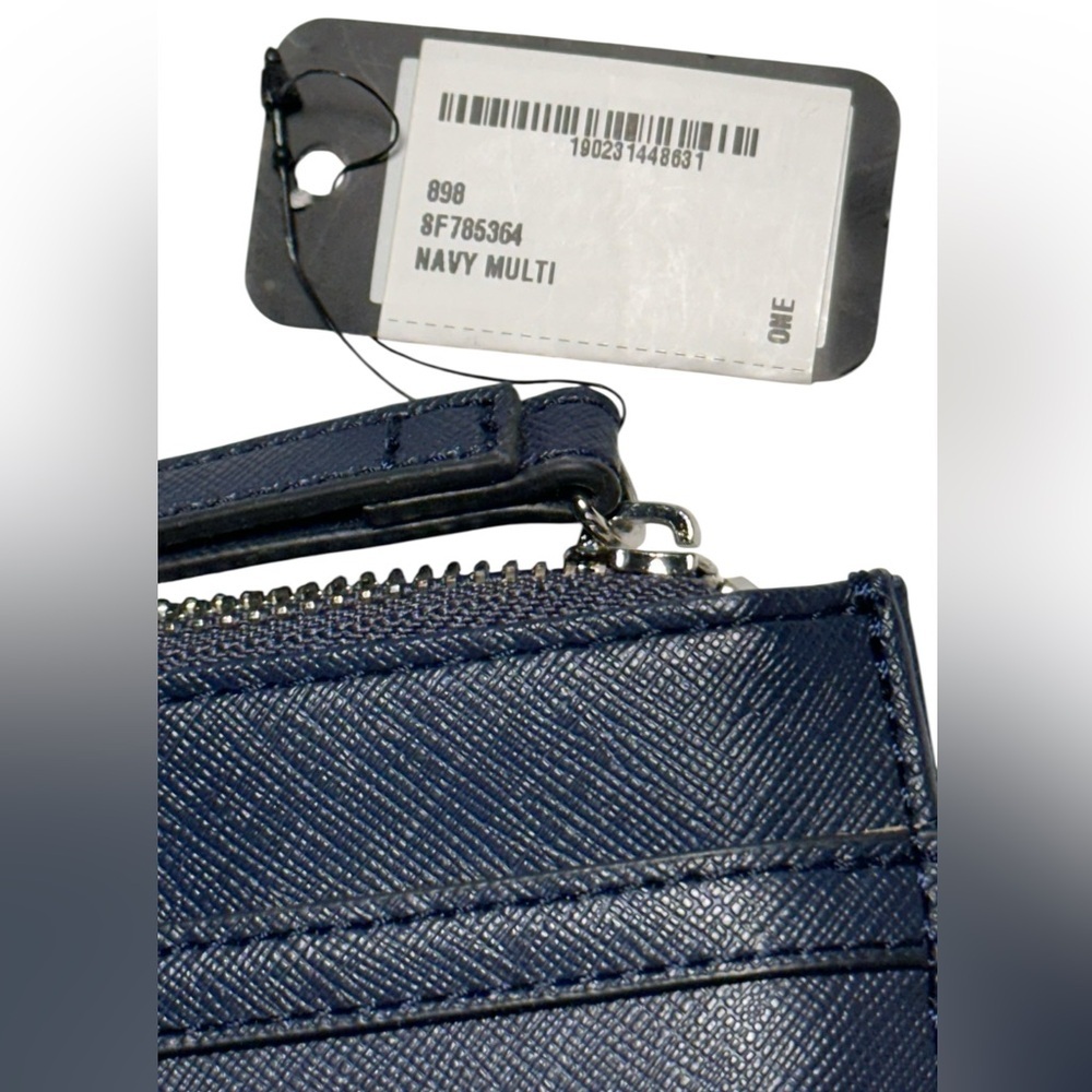 GUESS Los Angeles Navy Blue faux leather wristlet wallet. - Picture 2 of 6
